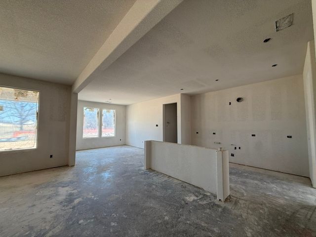 156 Oak Grove Way, Springtown, TX 76082