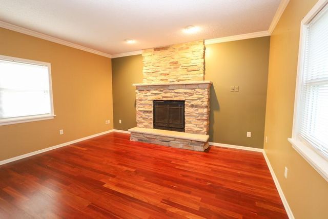 316 2nd Avenue SE, Pine Island, MN 55963