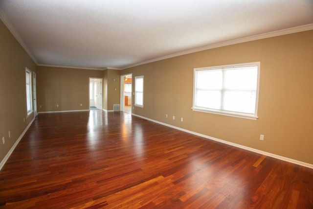 316 2nd Avenue SE, Pine Island, MN 55963