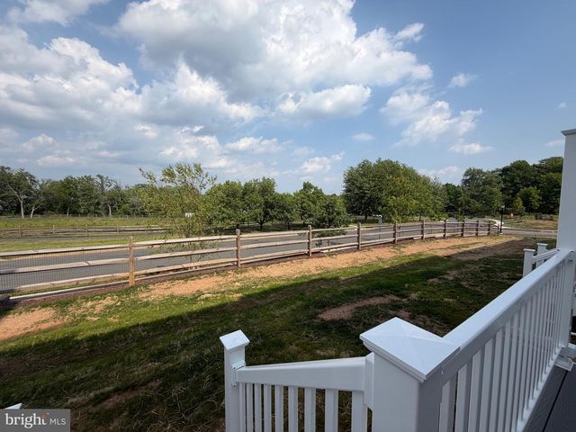 436 REAGANS LN, Chalfont, PA 18914