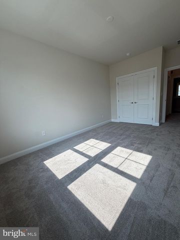 436 REAGANS LN, Chalfont, PA 18914