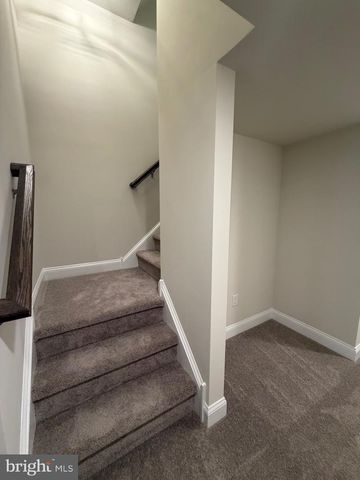 436 REAGANS LN, Chalfont, PA 18914