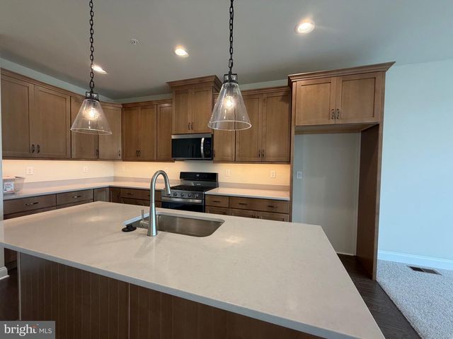 436 REAGANS LN, Chalfont, PA 18914