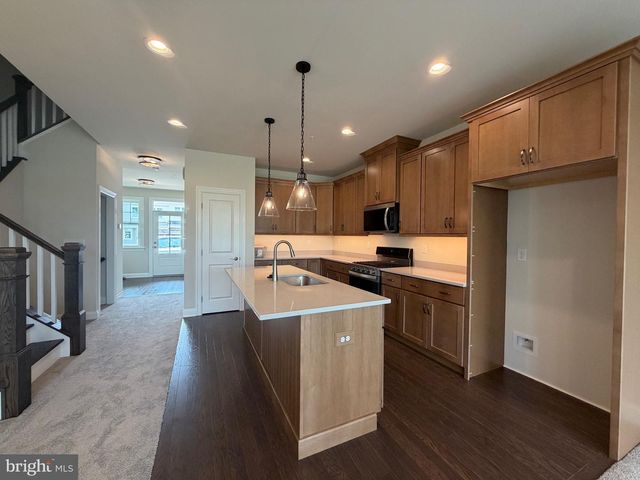 436 REAGANS LN, Chalfont, PA 18914
