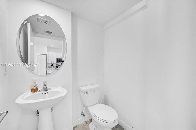 20357 NW 4th Path, Miami Gardens, FL 33169