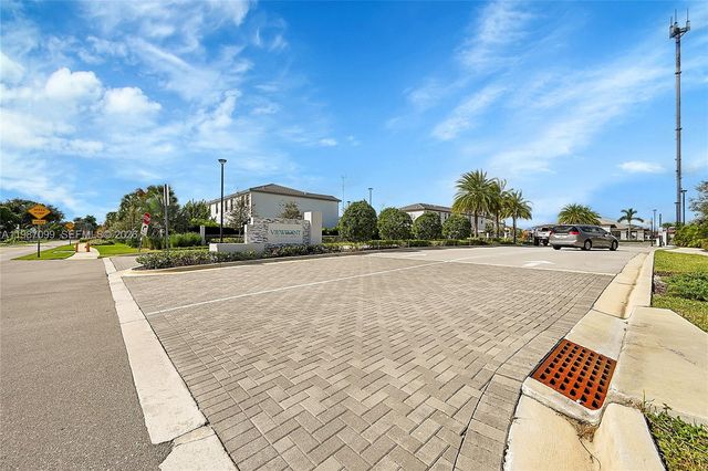 20357 NW 4th Path, Miami Gardens, FL 33169