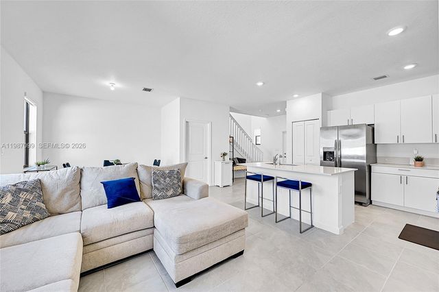 20357 NW 4th Path, Miami Gardens, FL 33169