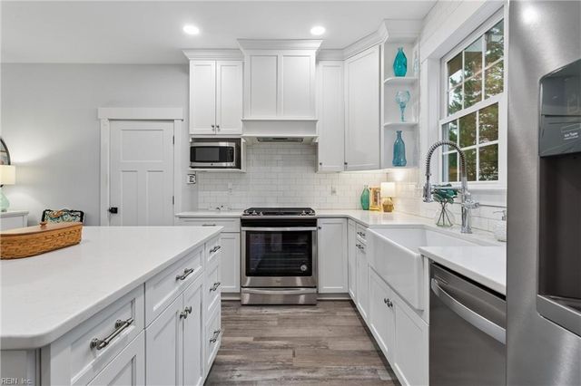 9927 E Cork RD, Toano, VA 23168
