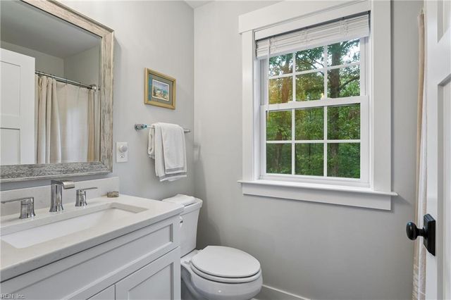 9927 E Cork RD, Toano, VA 23168