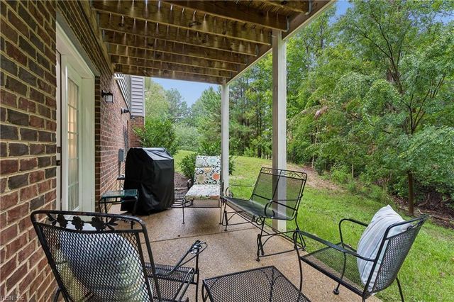 9927 E Cork RD, Toano, VA 23168