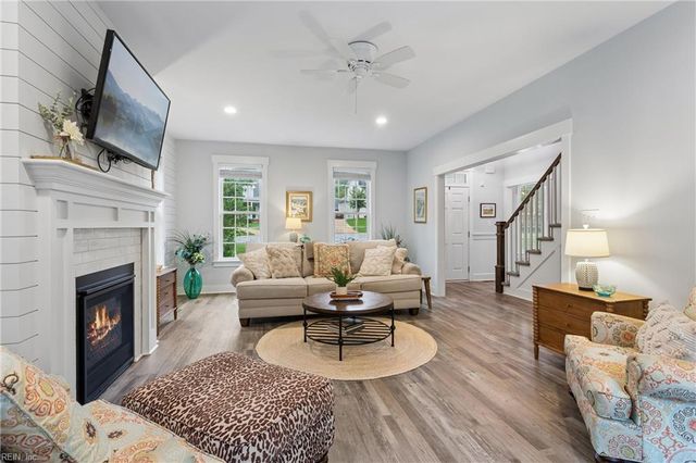 9927 E Cork RD, Toano, VA 23168