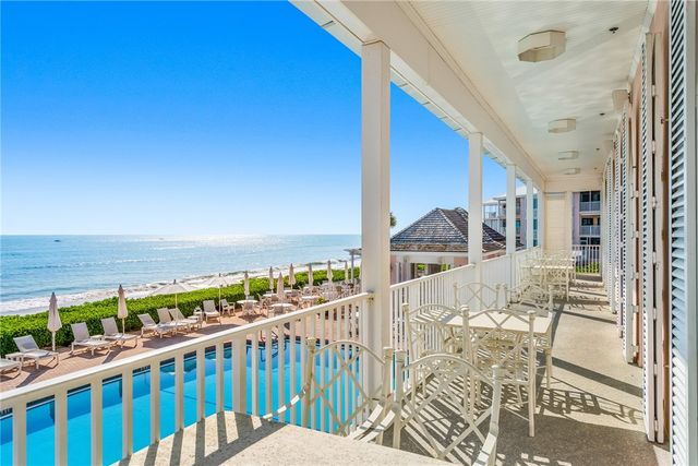 1295 Winding Oaks Circle E 805, Vero Beach, FL 32963