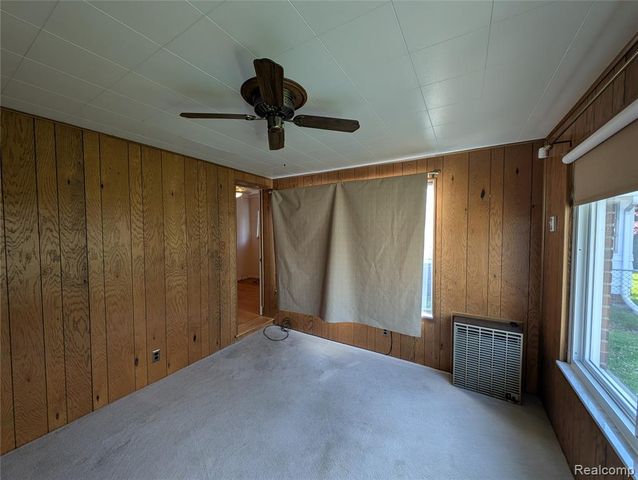 20211 Beaufait Street, Harper Woods, MI 48225