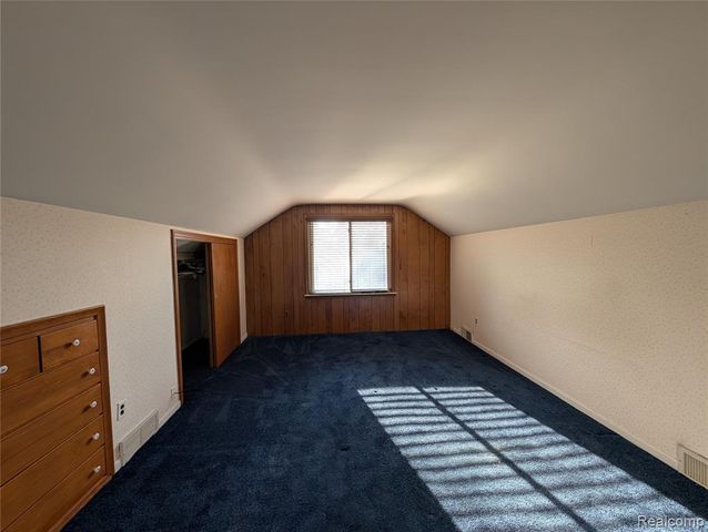 20211 Beaufait Street, Harper Woods, MI 48225