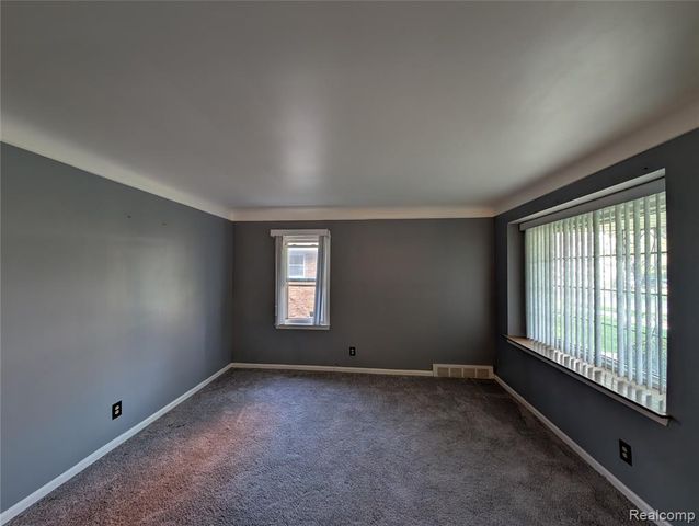 20211 Beaufait Street, Harper Woods, MI 48225