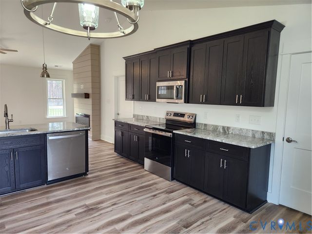 16266 Union Church Rd, Beaverdam, VA 23015