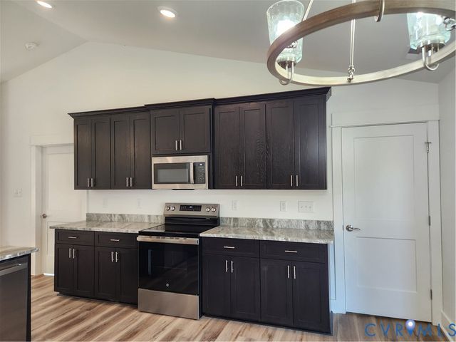 16266 Union Church Rd, Beaverdam, VA 23015