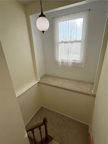 216 Quail Run Rd, Peters Twp, PA 15367