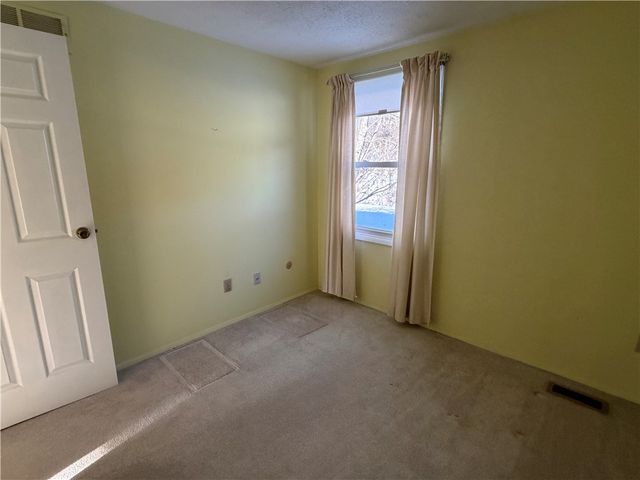 216 Quail Run Rd, Peters Twp, PA 15367