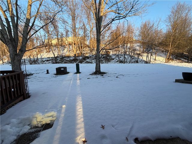 216 Quail Run Rd, Peters Twp, PA 15367