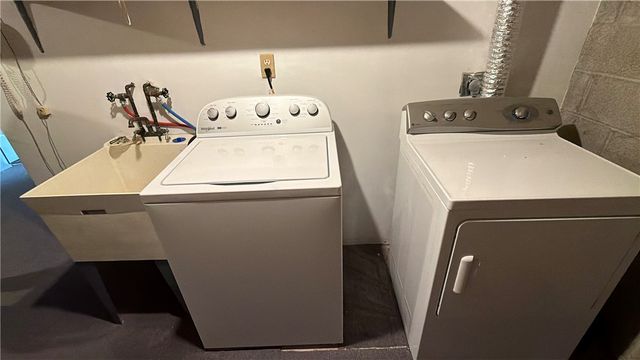 216 Quail Run Rd, Peters Twp, PA 15367