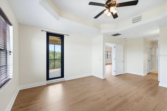 7612 LAKE VISTA COURT 308, Lakewood Ranch, FL 34202