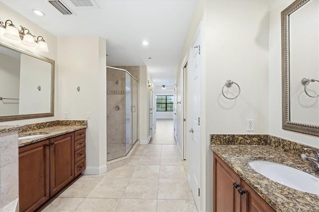 7612 LAKE VISTA COURT 308, Lakewood Ranch, FL 34202