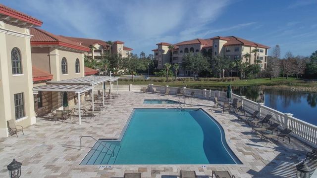7612 LAKE VISTA COURT 308, Lakewood Ranch, FL 34202