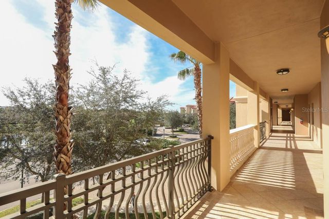 7612 LAKE VISTA COURT 308, Lakewood Ranch, FL 34202
