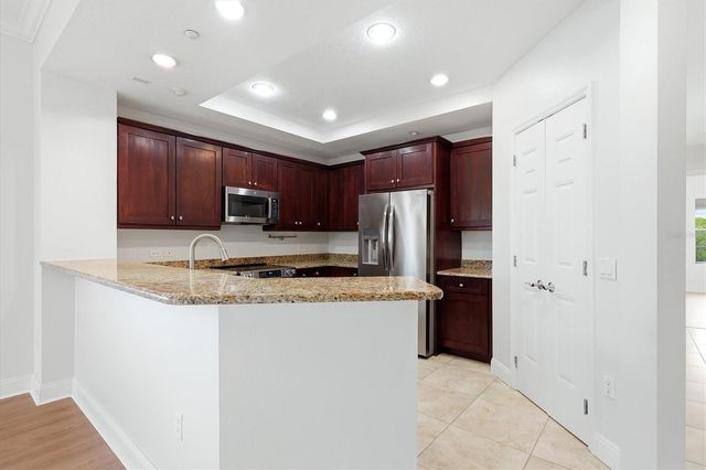 7612 LAKE VISTA COURT 308, Lakewood Ranch, FL 34202