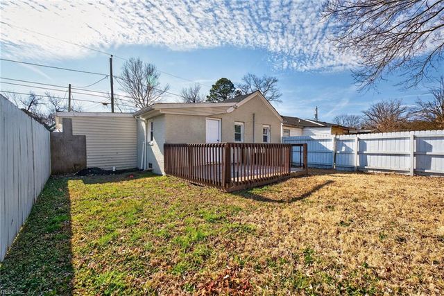 318 Hunter ST, Suffolk, VA 23434