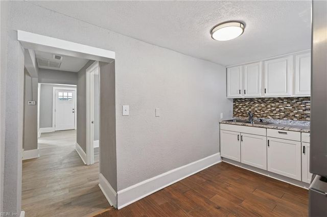 318 Hunter ST, Suffolk, VA 23434