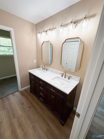 210 Frances Lane, Hayden, AL 35079