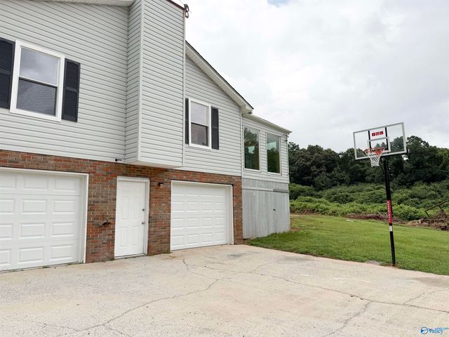 210 Frances Lane, Hayden, AL 35079