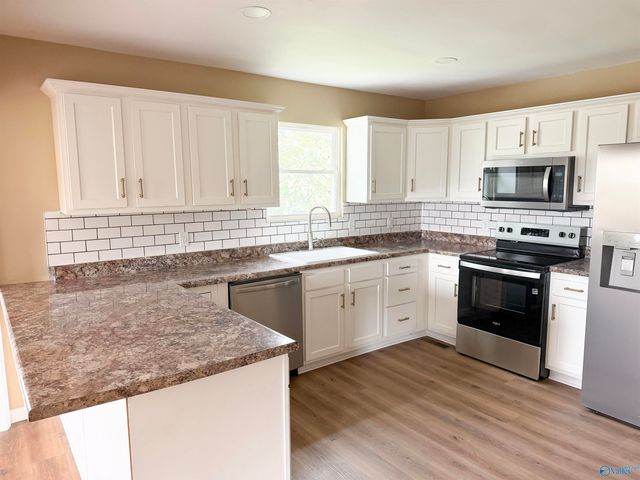 210 Frances Lane, Hayden, AL 35079