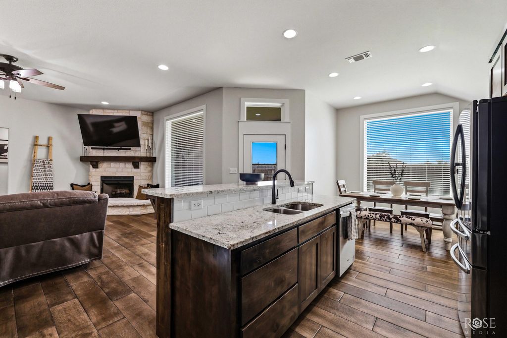 Image 12 of property listing at 5325 Coral Way, San Angelo, TX 76904