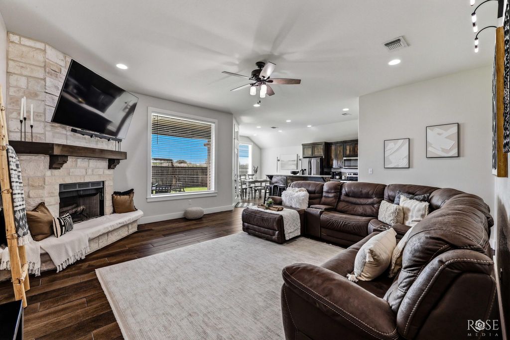 Image 6 of property listing at 5325 Coral Way, San Angelo, TX 76904