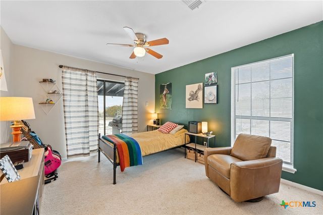 7114 N Lakeview Drive, Salado, TX 76571