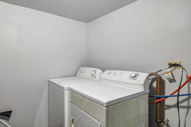 10360 Parkside Avenue 2B, Oak Lawn, IL 60453