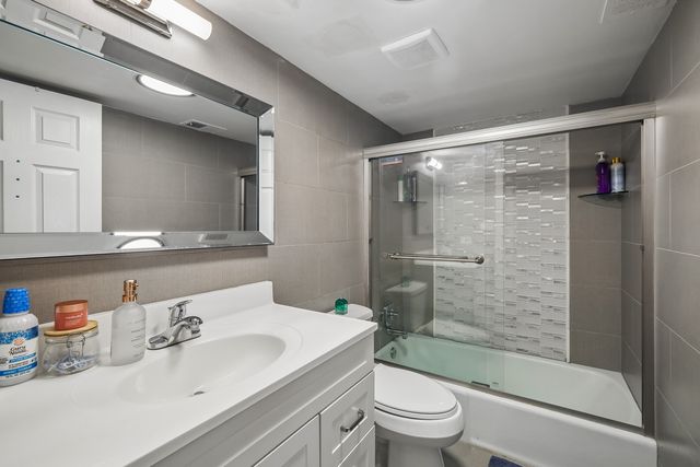 10360 Parkside Avenue 2B, Oak Lawn, IL 60453