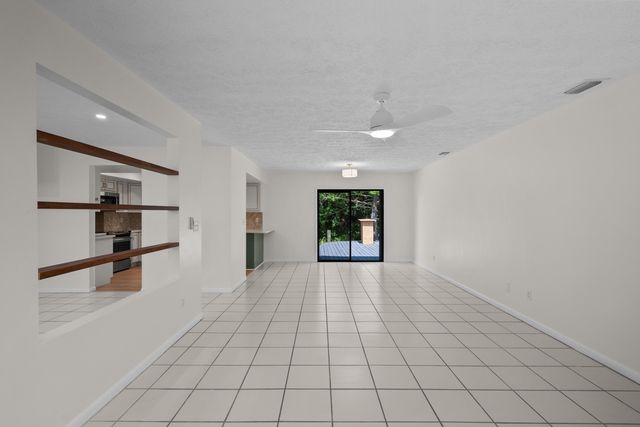 700 NW North River Drive, Stuart, FL 34994