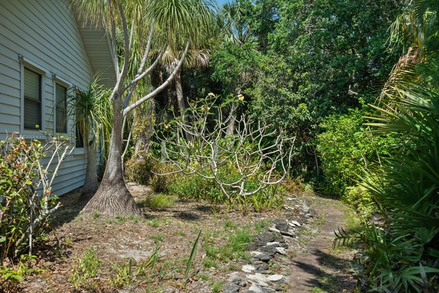 700 NW North River Drive, Stuart, FL 34994