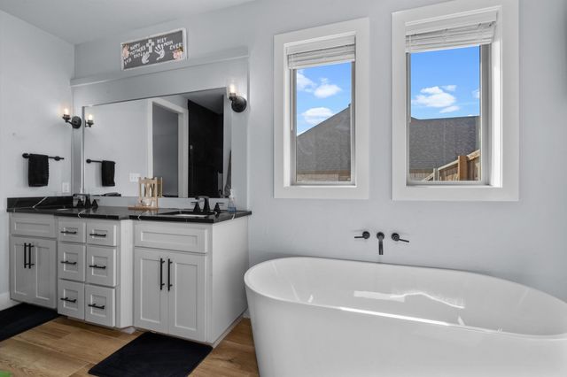 114 Saddle Brook Circle, Hallsville, TX 75650