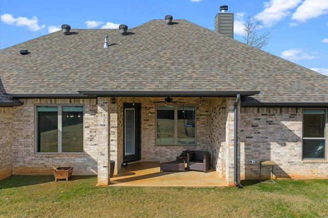 114 Saddle Brook Circle, Hallsville, TX 75650