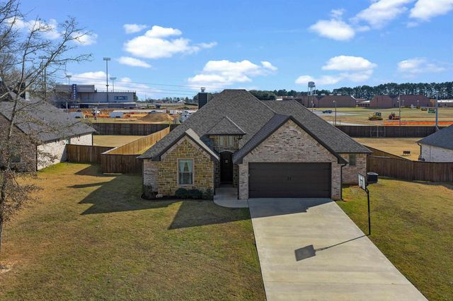 114 Saddle Brook Circle, Hallsville, TX 75650