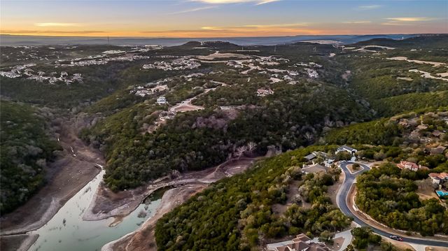 18333 Hidden Ridge PL, Lago Vista, TX 78645