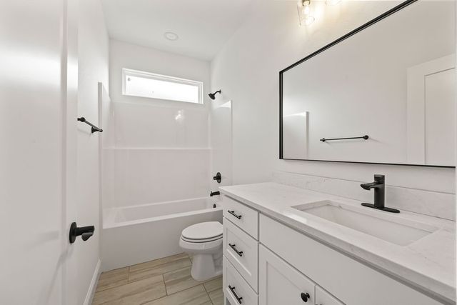 7818 Teton Trl Avenue, Springdale, AR 72762