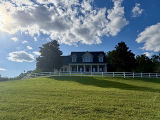 310 Deerview Ln, Woodbury, TN 37190