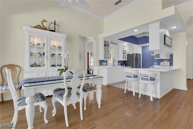 5843 Charlton WAY, Naples, FL 34119