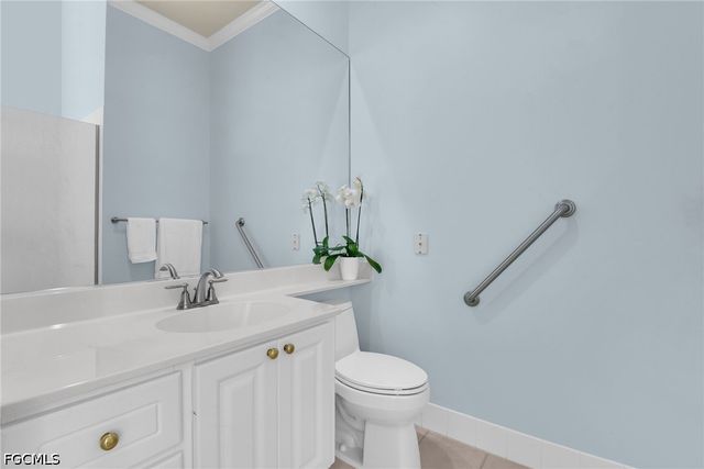 5843 Charlton WAY, Naples, FL 34119